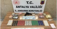 Alanya'da Lüks Villaya Kumarhaneye Baskın